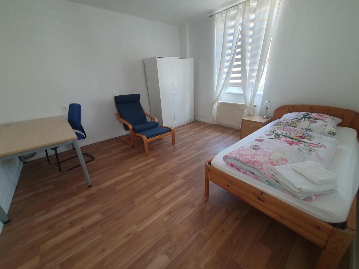 Privatzimmer An Der Uniklinik Mainz Exterior photo